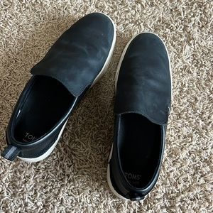 Toms slip on shoes